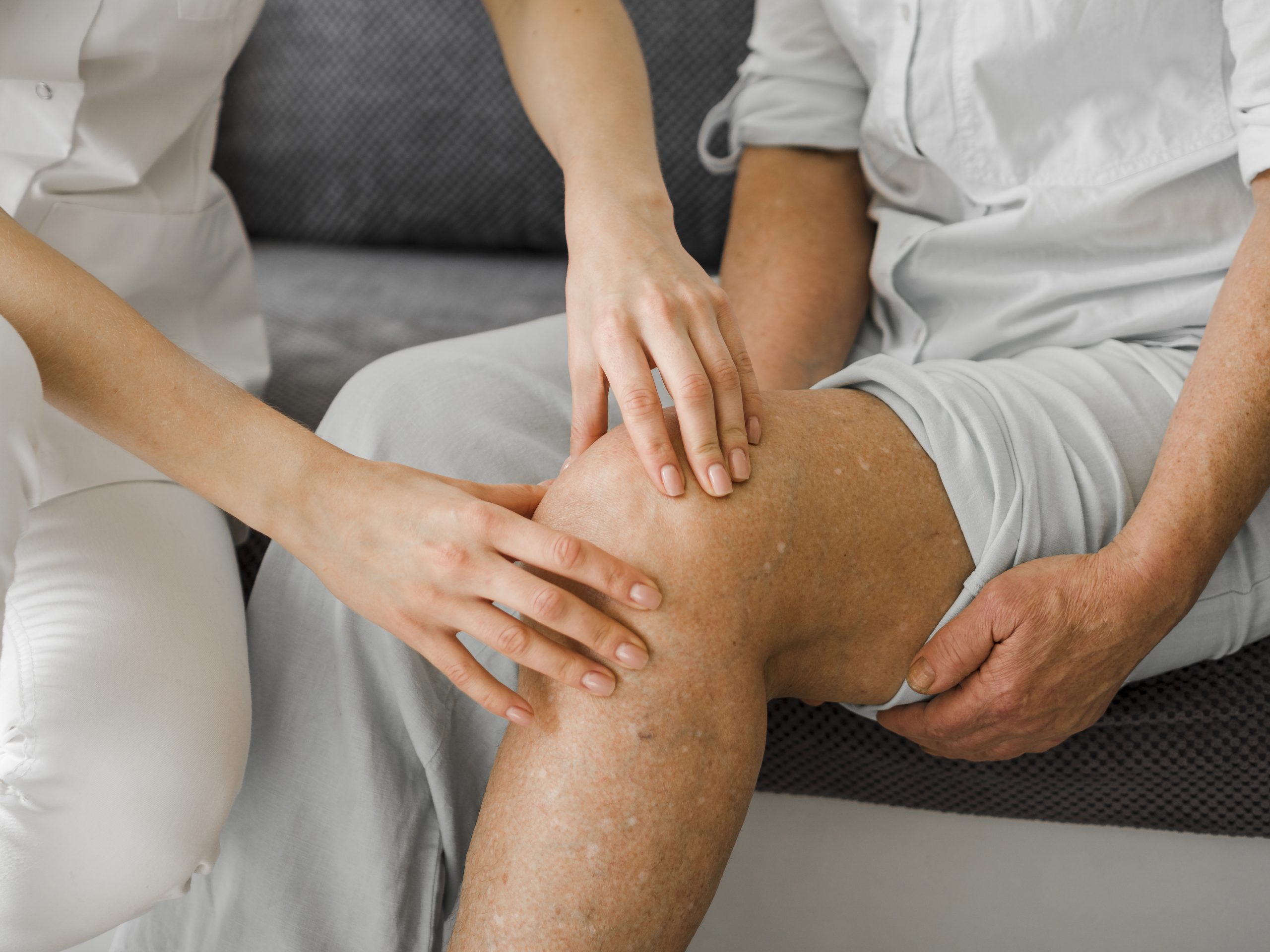 knee pain specialist treatment singapore